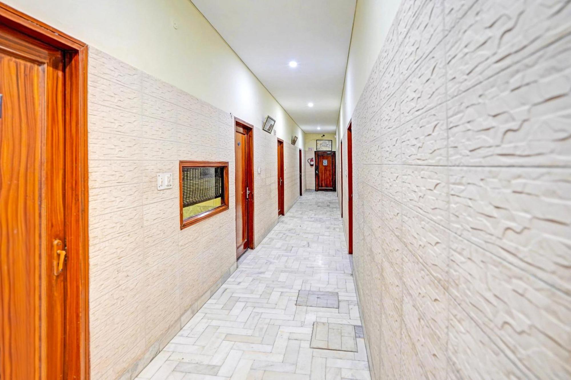 Super Collection O Mathura Near Railway Station מראה חיצוני תמונה